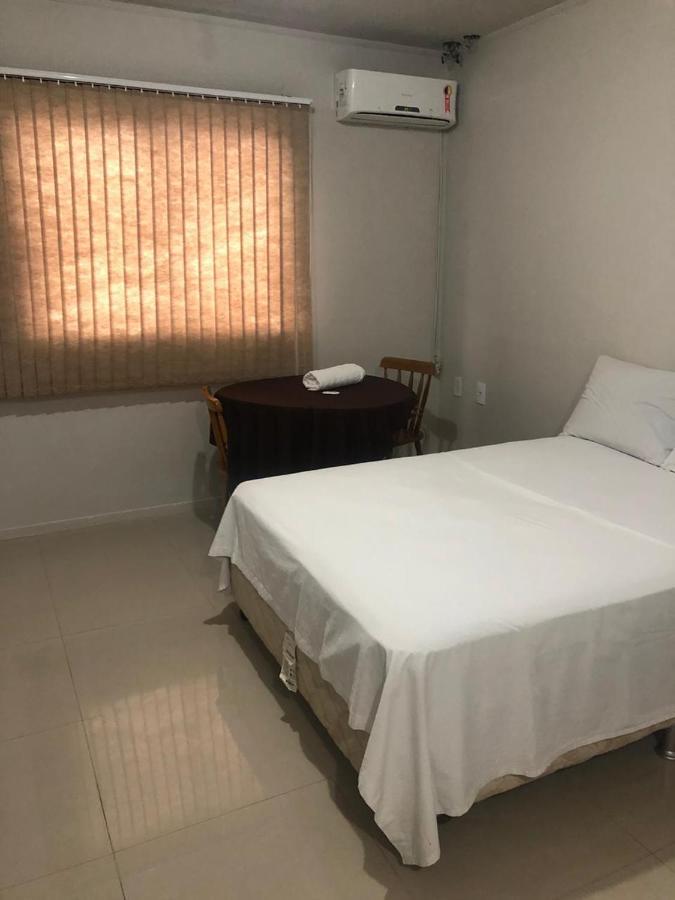 City Hotel 伊茹伊 外观 照片