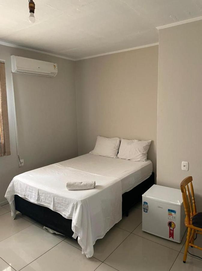 City Hotel 伊茹伊 外观 照片